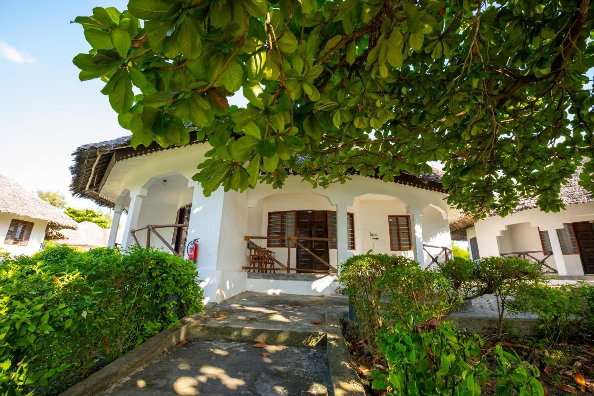 Zanzinite Beach Spa Hotel Zanzibar Exterior foto